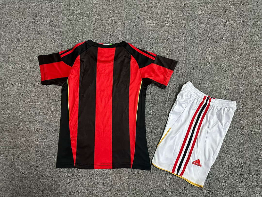 10-11 AC Milan Maillot Domicile Retro Enfant – Image 3