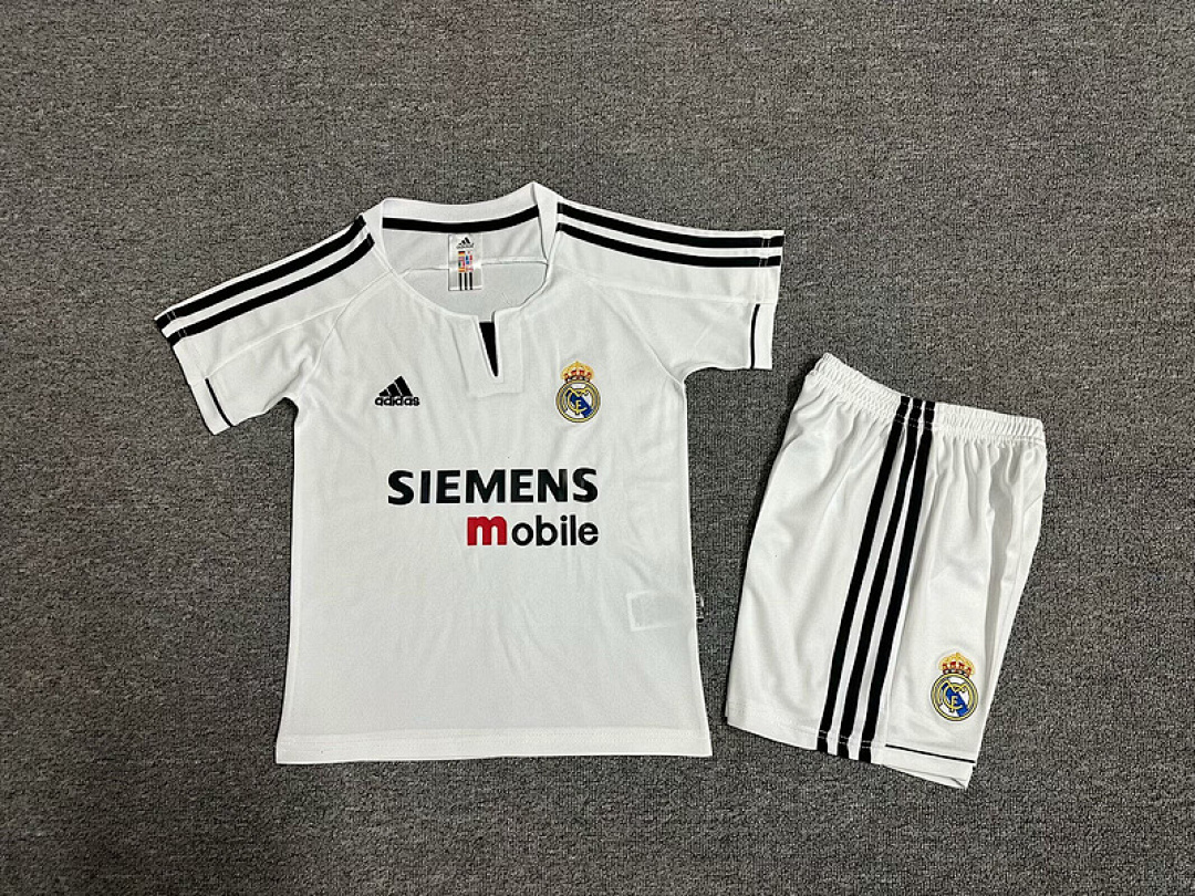 03-04 Real Madrid Maillot Domicile Retro Enfant – Image 2