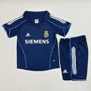05-06 Real Madrid Maillot Exterieur Retro Enfant