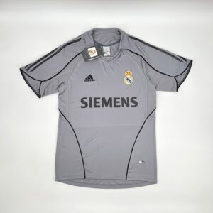 05-06 Real Madrid Maillot Third Retro