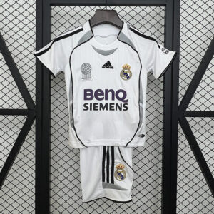 06-07 Real Madrid Maillot Domicile Retro Enfant
