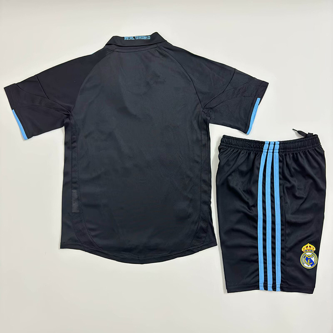 09-10 Real Madrid Maillot Exterieur Retro Enfant – Image 2