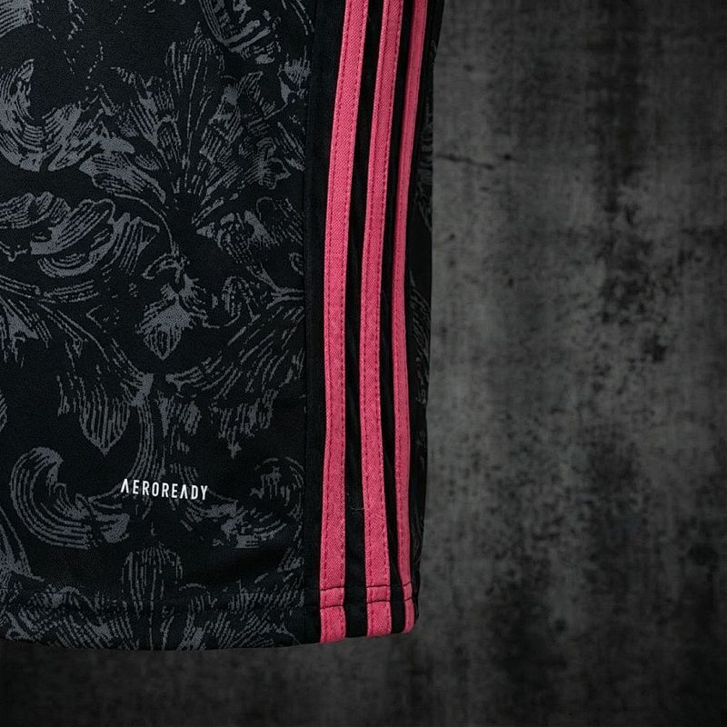 2020-21 Real Madrid Maillot Third Retro – Image 3