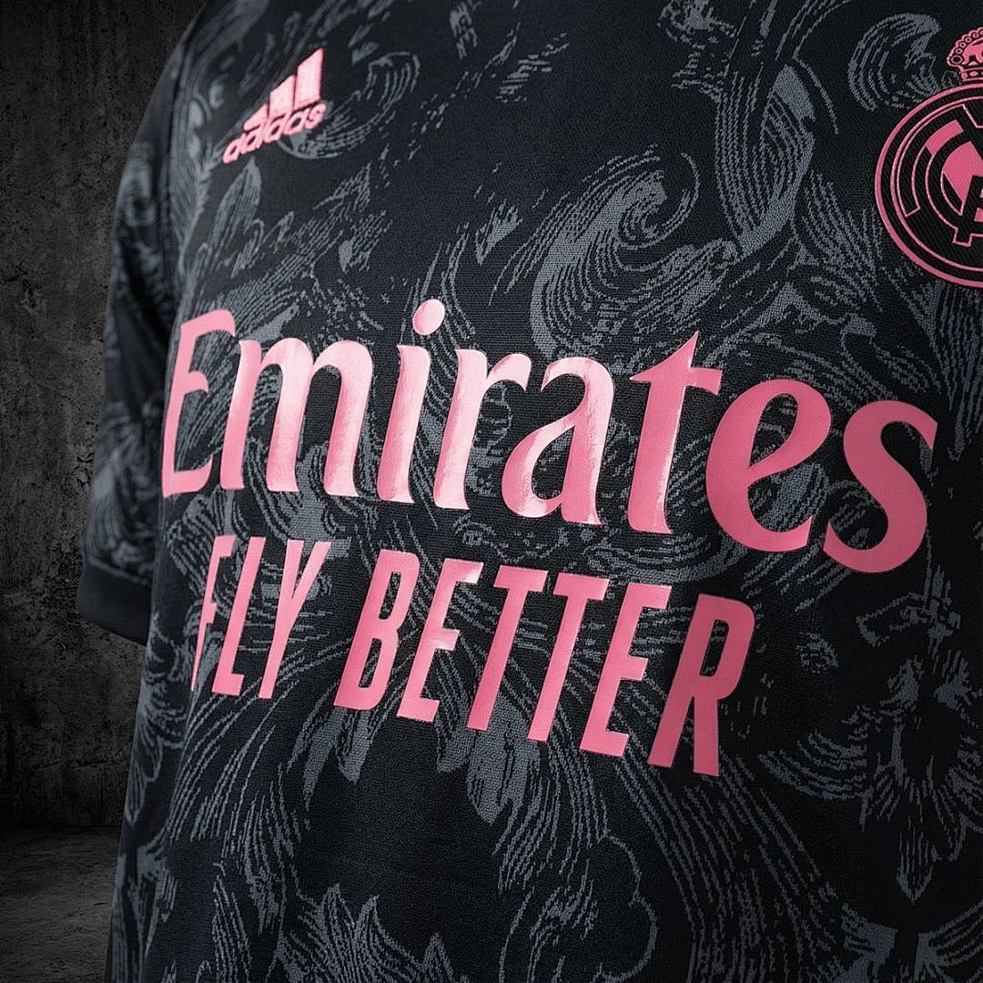 2020-21 Real Madrid Maillot Third Retro – Image 4