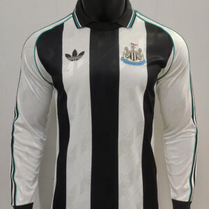 24-25 Newcastle Maillot Domicile Retro Version Joueur Manches Longues