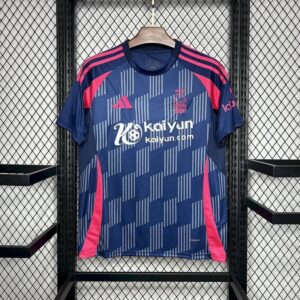 24-25 Nottingham Forest Maillot Domicile