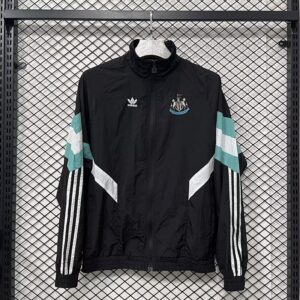 25-26 Newcastle Maillot Domicile