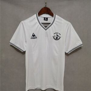 81-82 Tottenham Maillot Domicile