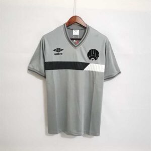 86-87 Newcastle Maillot Exterieur
