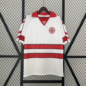 Danemark Maillot Exterieur Retro