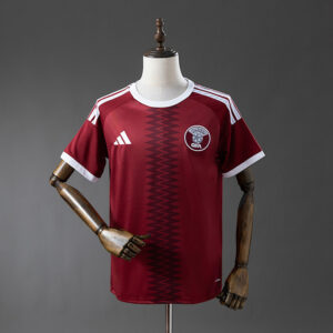 Qatar Maillot Domicile