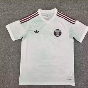 Qatar Maillot Exterieur